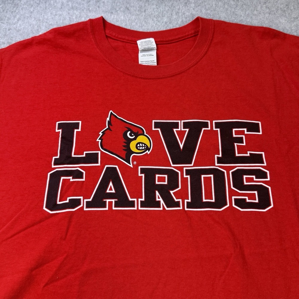 🔥 Louisville Cardinals Love Cards T-Shirt Red NCAA College Graphic Tee Men's L